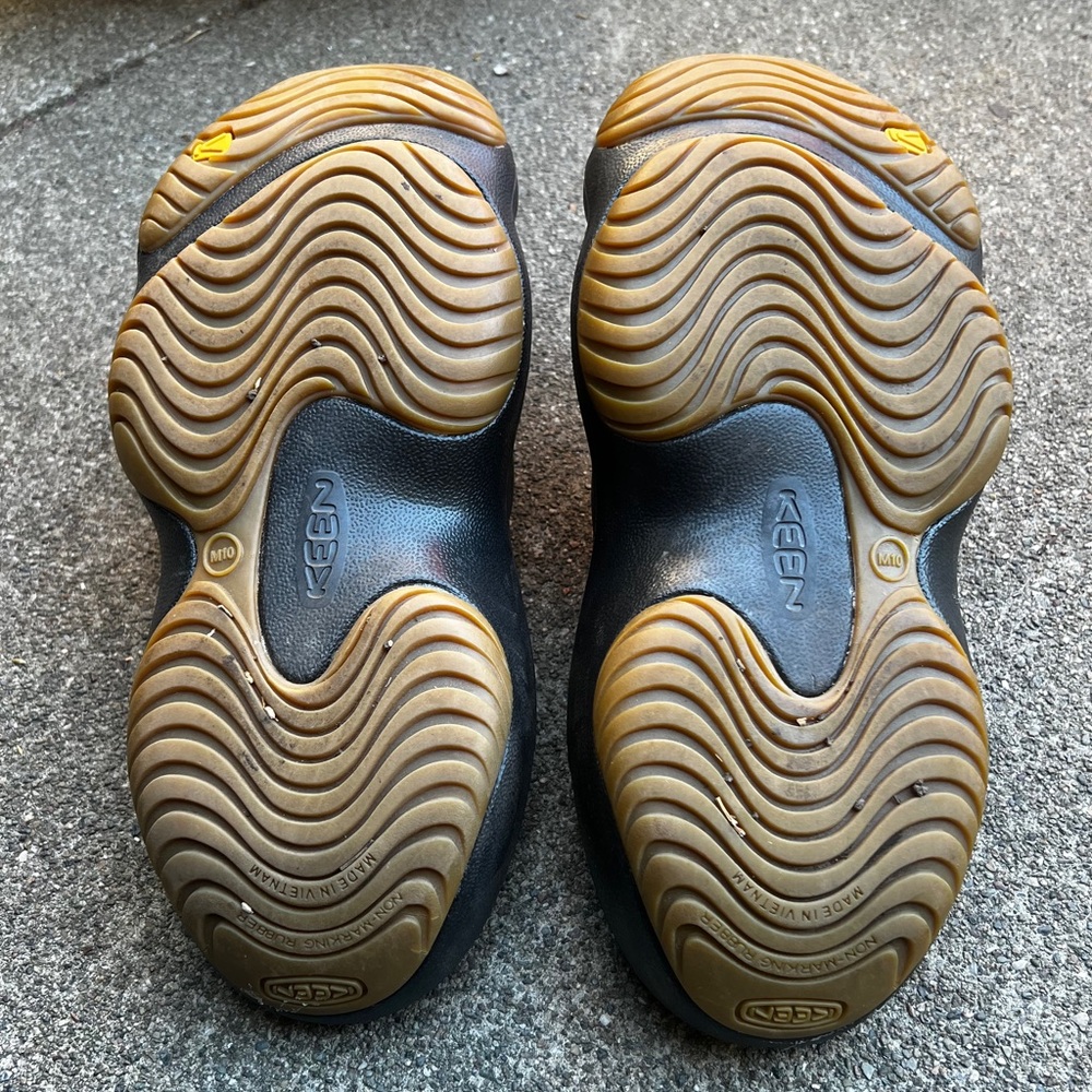 KEEN YOGUI MEN SHOES SANDALS Slip On Clogs RUBBER - Picture 15 of 16